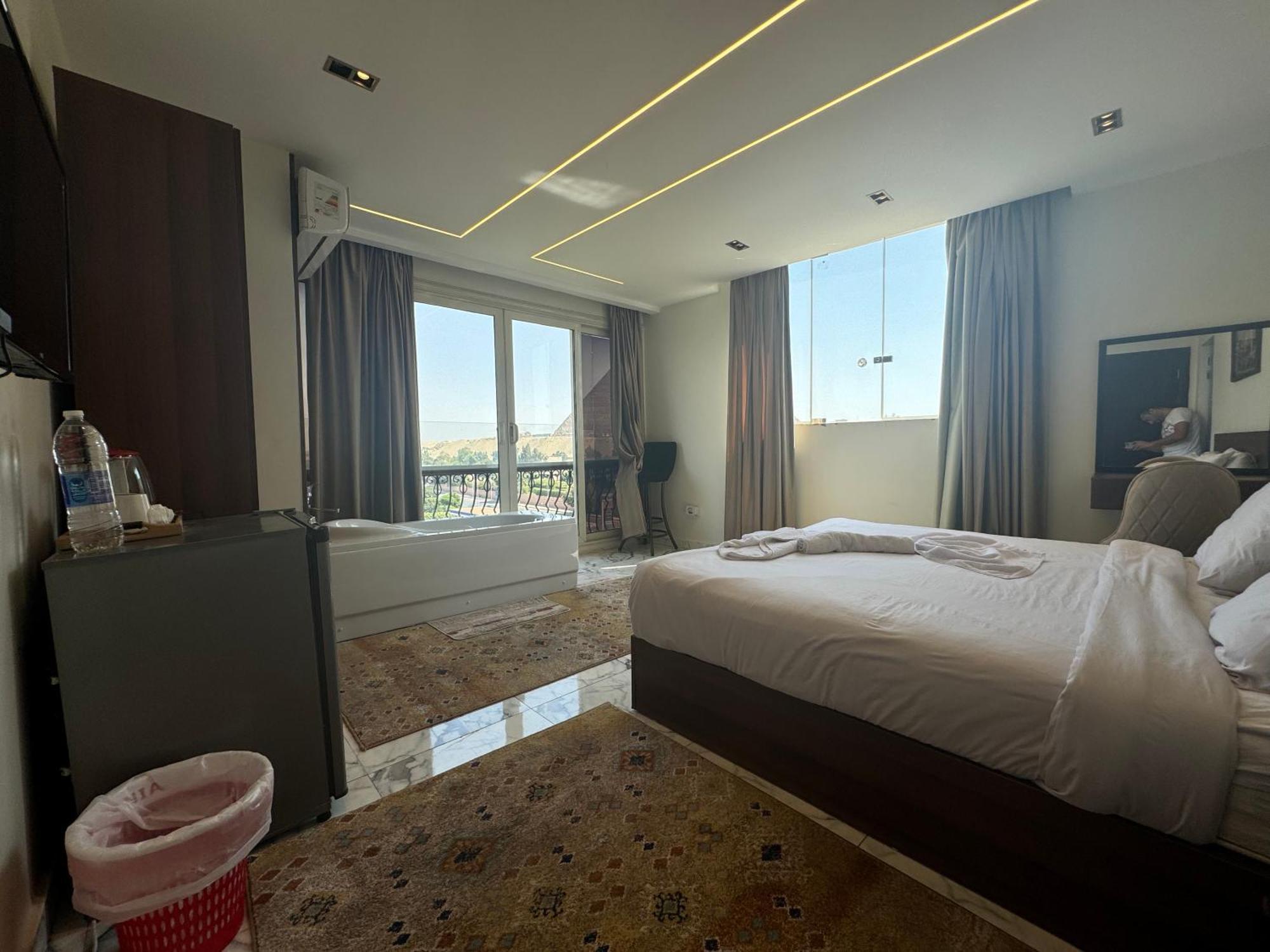 Unique Pyramids View Inn Kafrat al Jabal Экстерьер фото